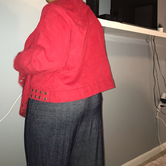 Red Jacket/Cardigan - Picture 2 of 6